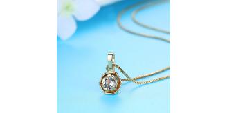10pc_Gold Tone Flower Necklace Made with Premium Crystal_UK Seller_GCJ085