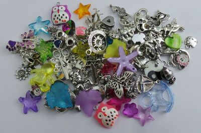 Wholesale Joblot of 100 Jewellery Making Necklace Pendants & Bracelet Charms