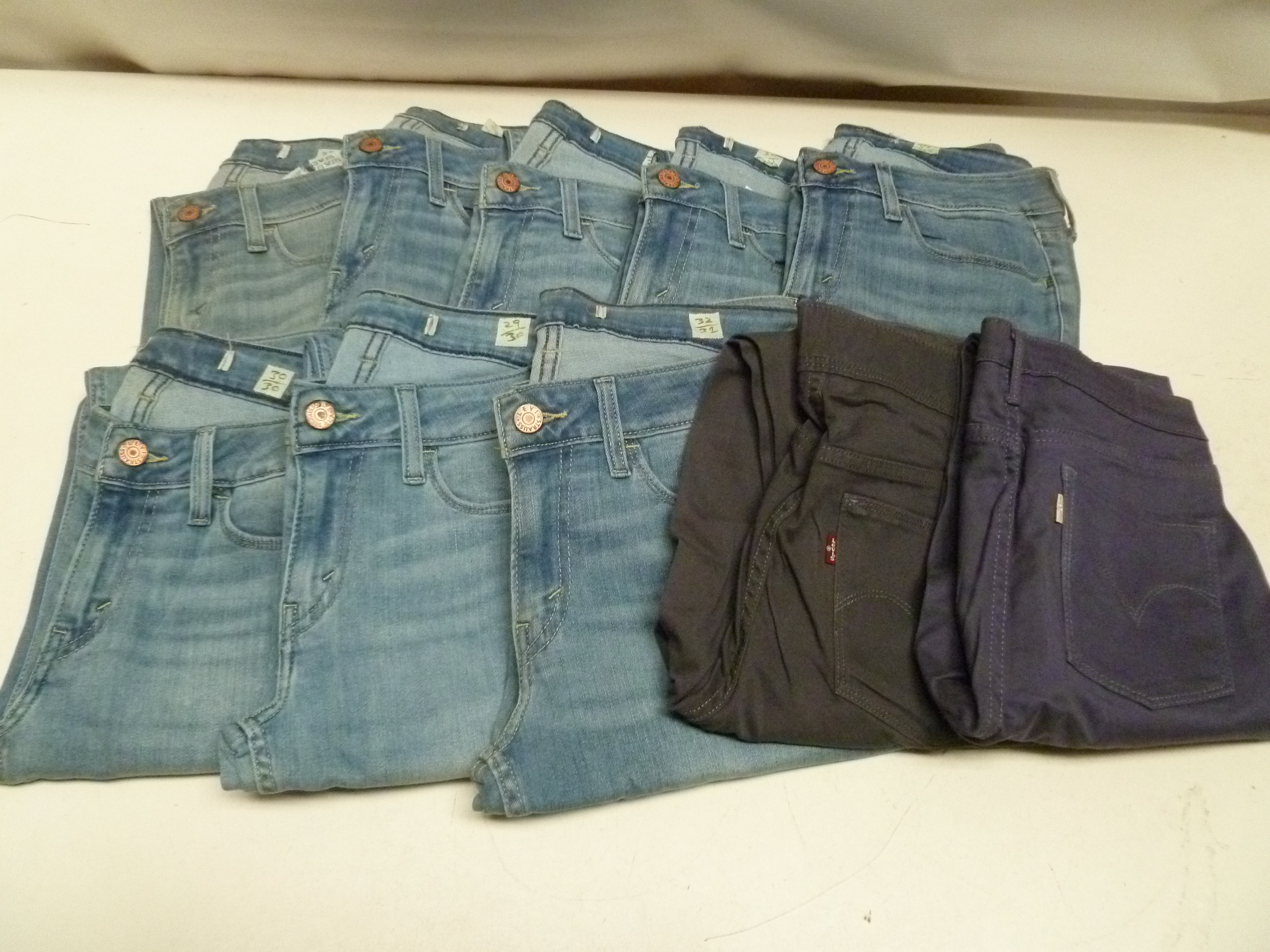 10 x Levi jeans All New ladies jeans mixed sizes all Levis Bulk Job Lot Wholesale Mixed JobLot 