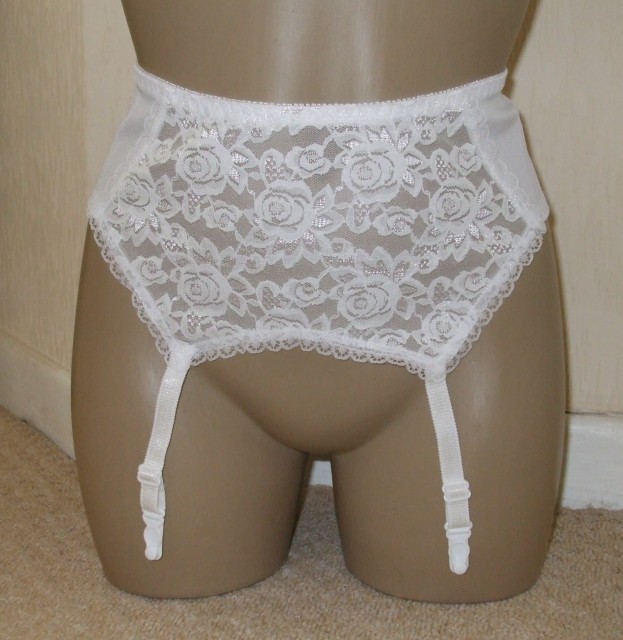 WOMEN SEXY BROAD LACE SUSPENDER BELT - WHITE UP TO XXL