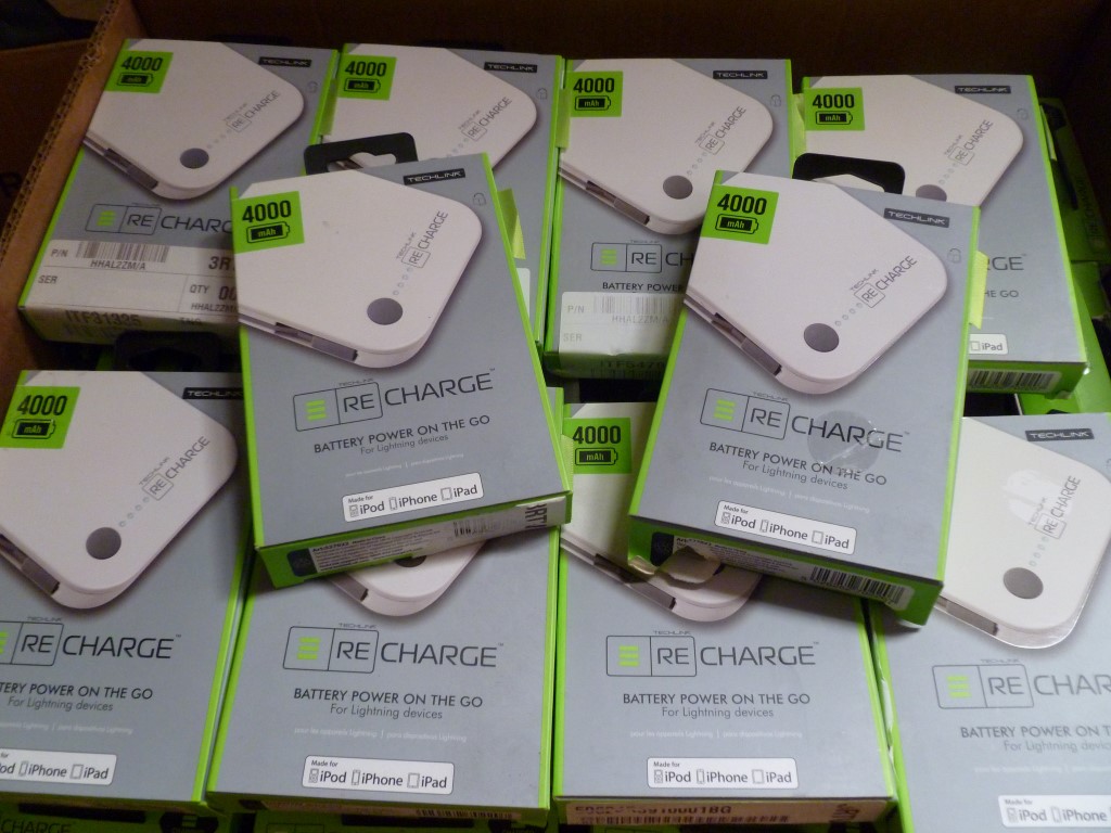 20 x Techlink Recharge 4000 Portable Pocket Power USB Charger Powerbank 4000mAh White Used