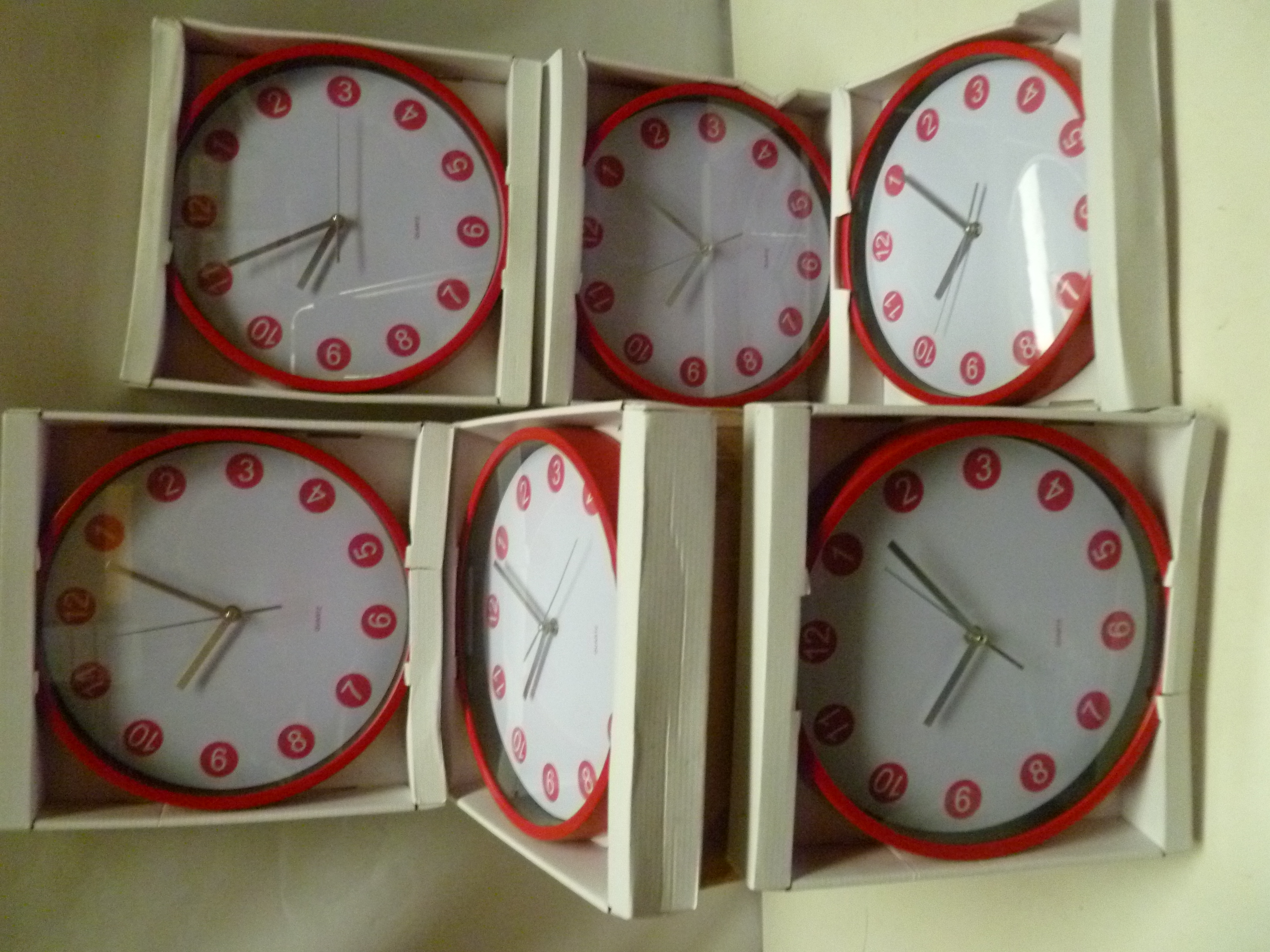 5 x Round Red Clocks Wholesale job Lot New