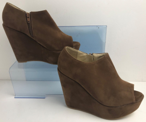 Wholesale Joblot of 20 KOI Couture Brown Suede PU Wedge Heel Sizes 3-8 HEW-29