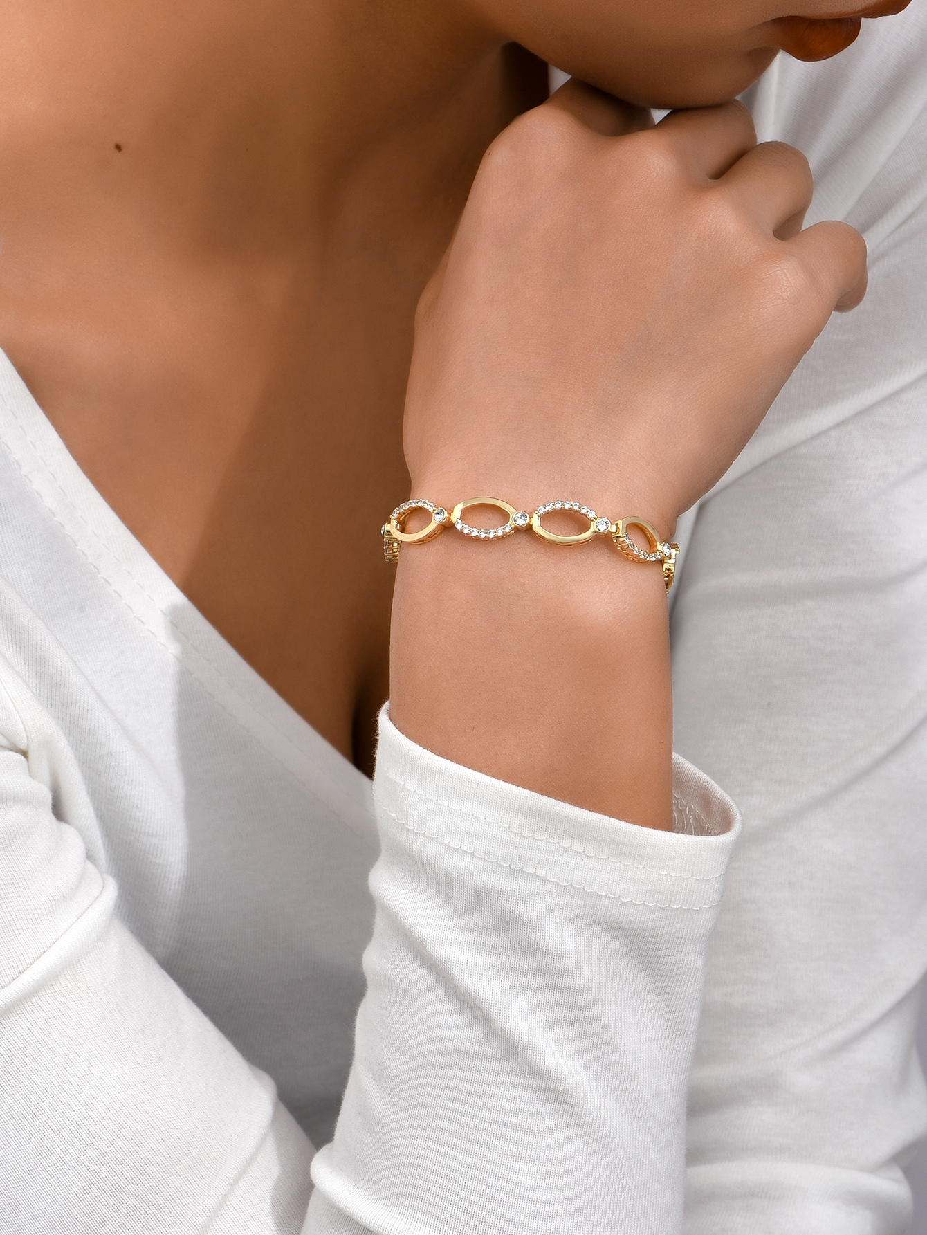 10pc_Gold Tone Multi-linked Infinity Bracelet with Premium Crystal_UK Seller_GSVB061-Gold