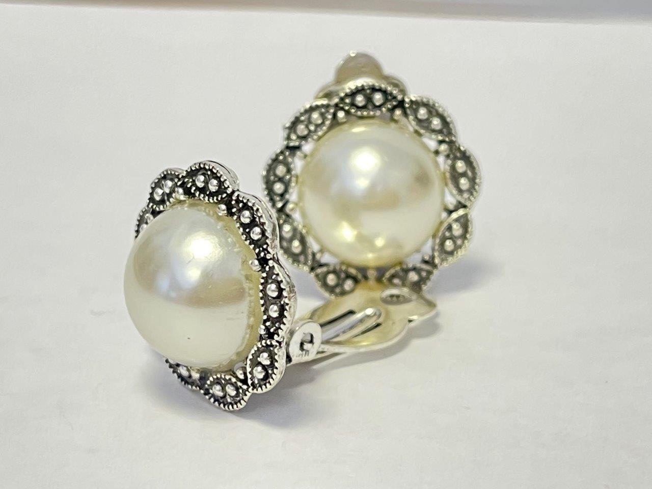 10pcs Pearl Round Non Pierced Clip on Stud Earrings|GCJ316|UK SELLER