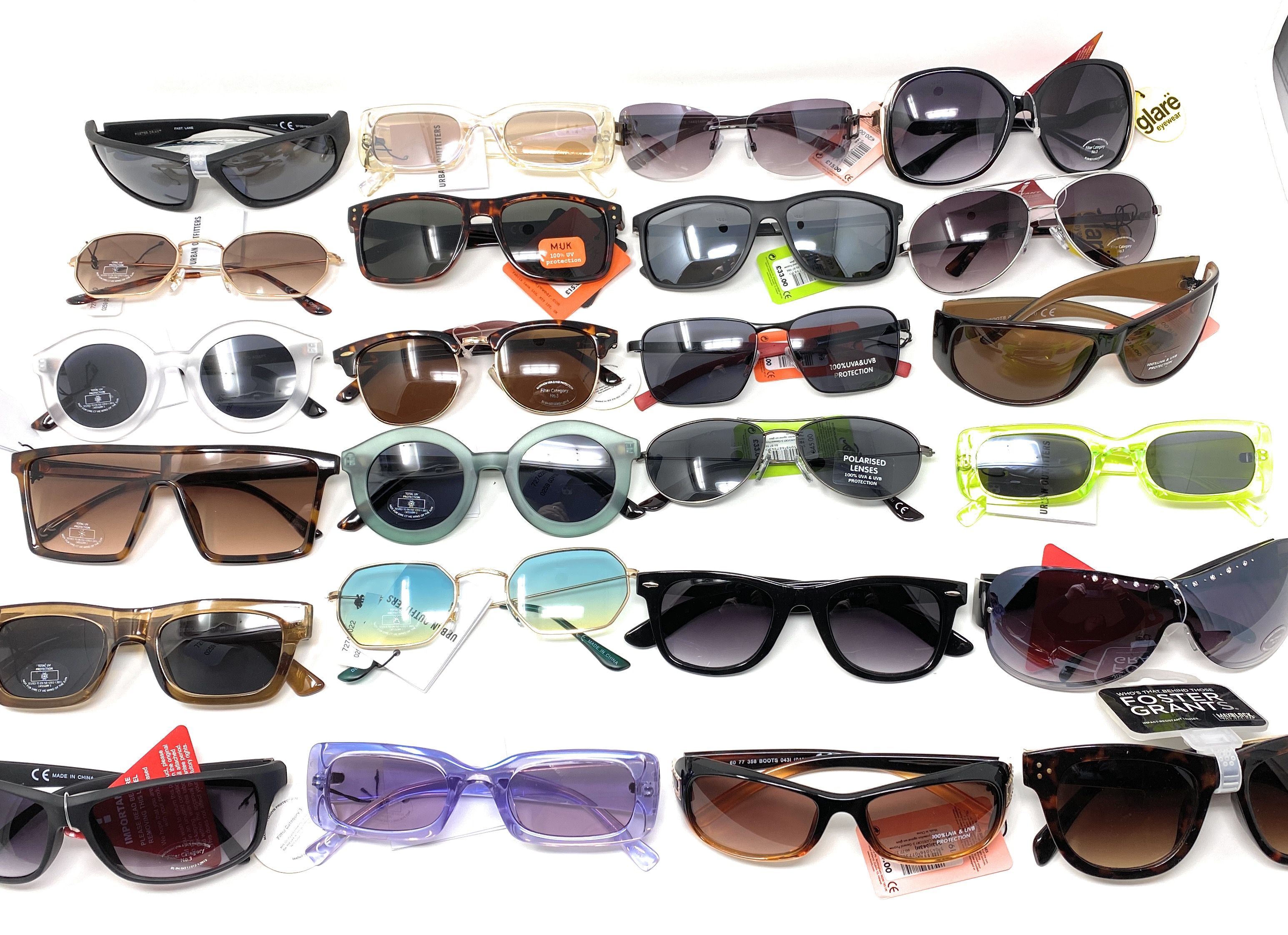 100 Pairs Sunglasses Ladies and  Mens Mixed Brands Assorted Styles Brand New 