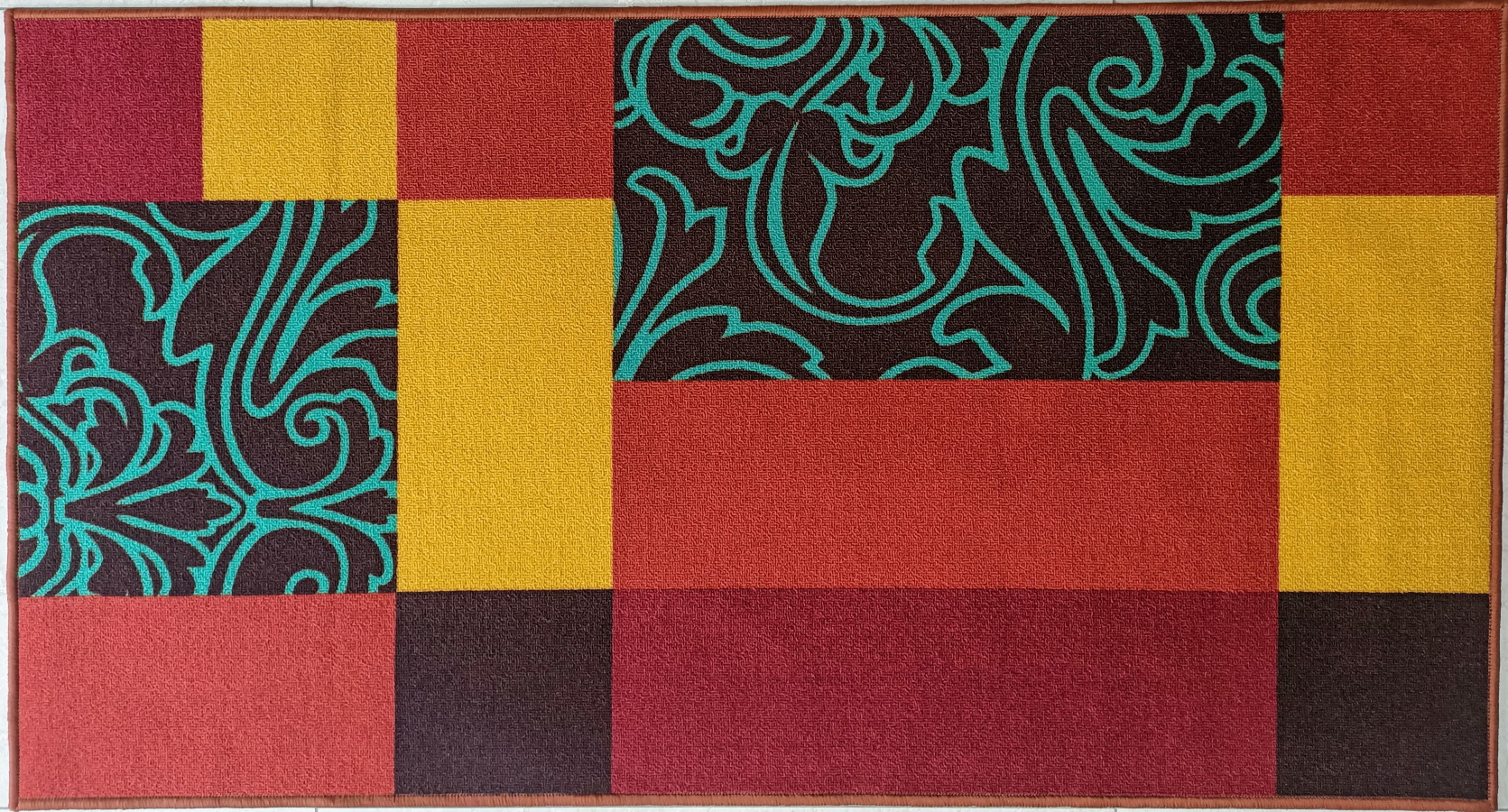 Red Velvet Print Non Slip Polyester Area Rugs / Carpet for any floor types - 150 x 80 cms