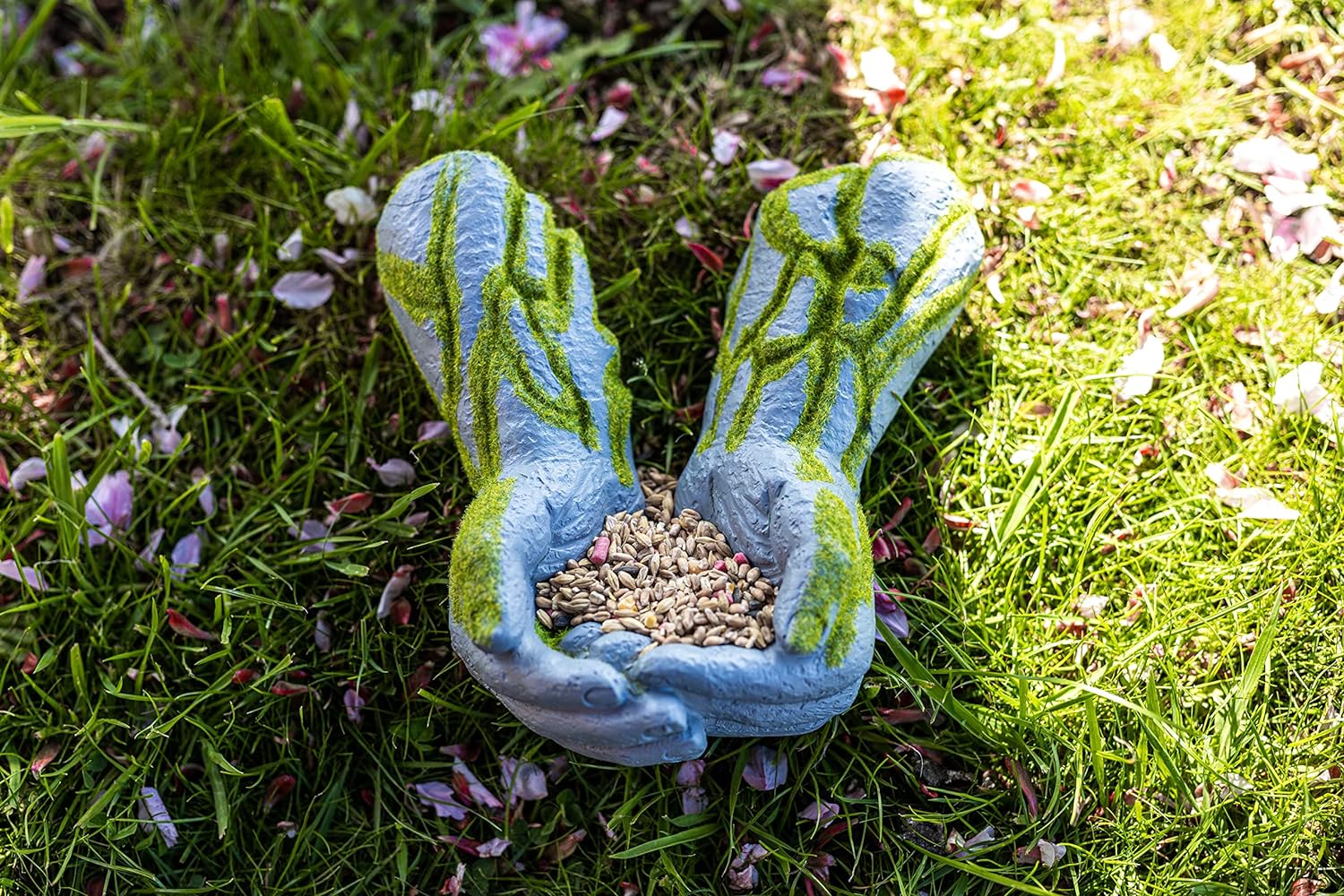 Moss Effect Feeding Hands Bird Feeder X 12 