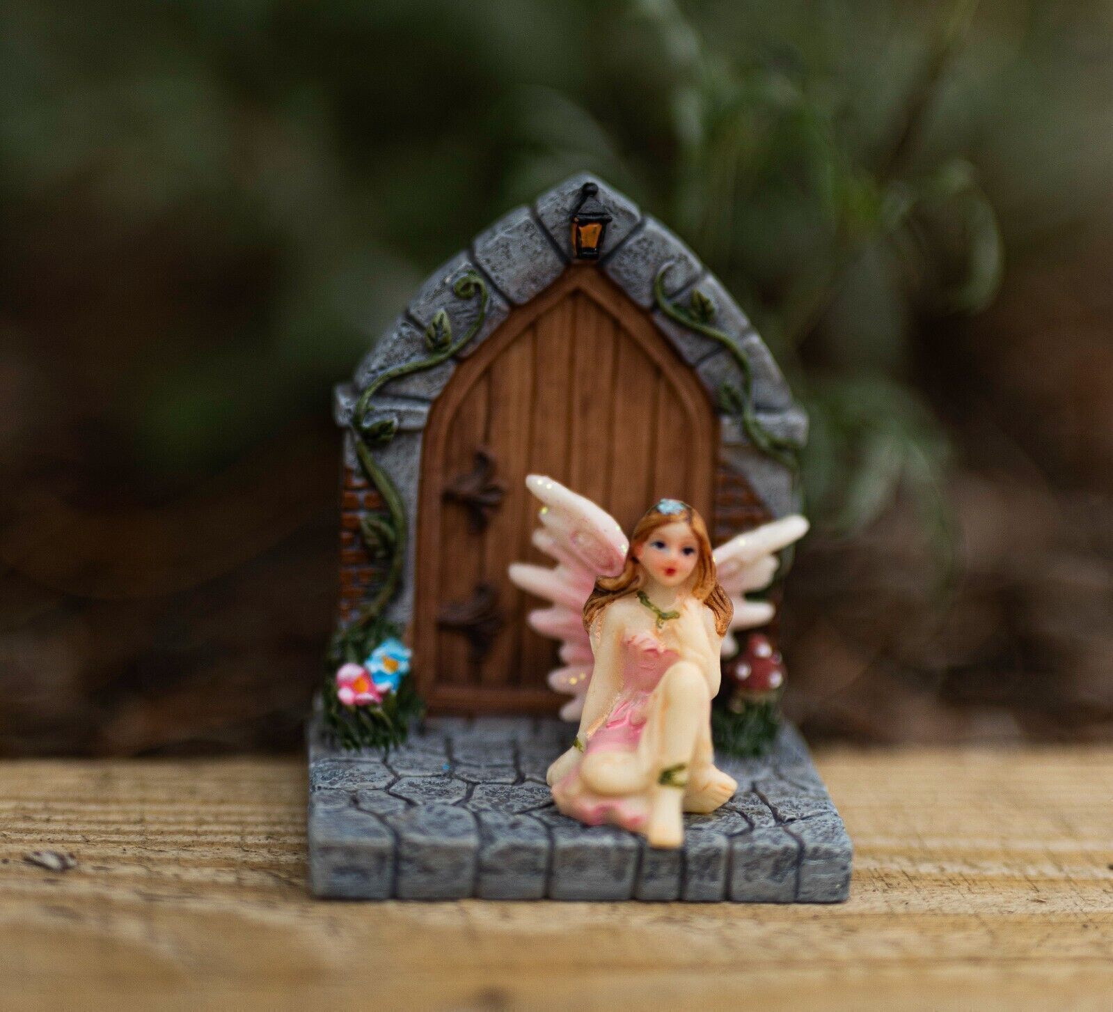 Mini Pink Fairy Door Garden Ornament x 24