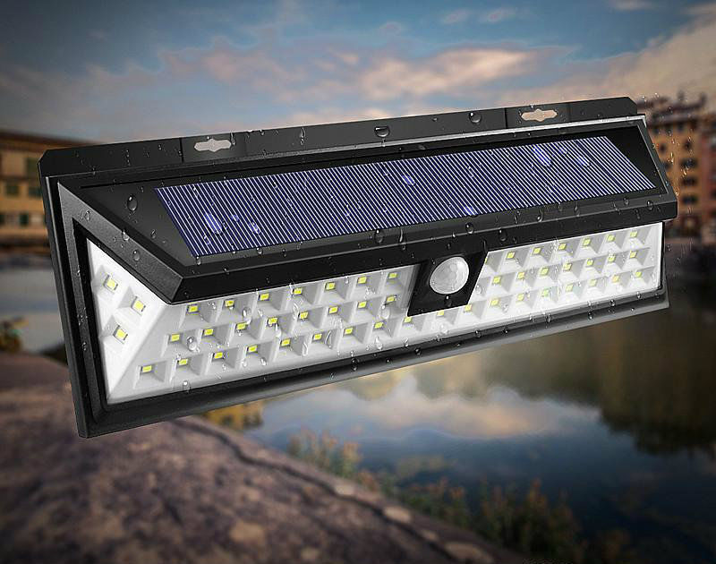 66 LED Solar Floodlight x 16