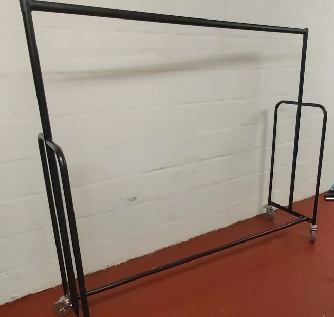 Morplan Z-Garment Rails Super Heavy Duty Black with 4 inches wheels and height extensions fitted 