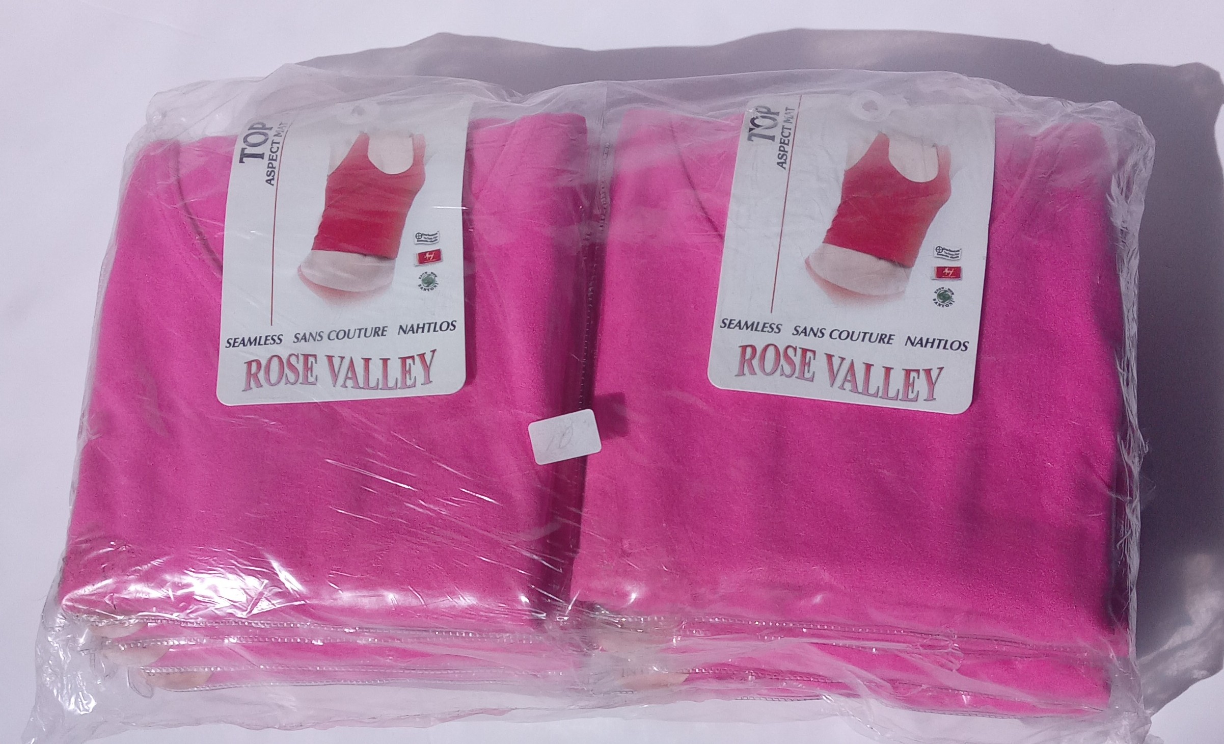 SEAMFREE STRETCHY SLEEVELESS TOP in Hot pink UK size S M Limited Edition SCOOP NECKLINE
