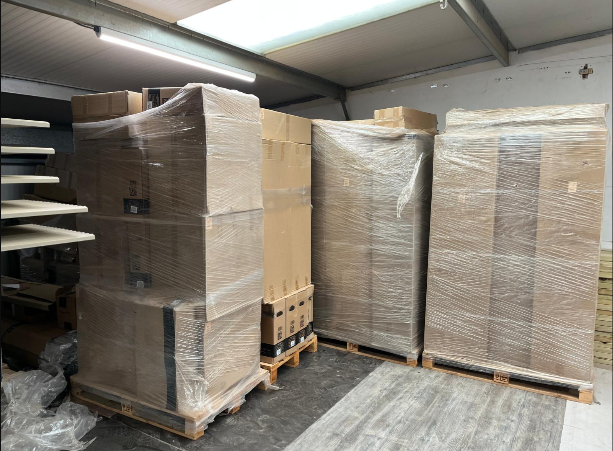 Bulk Bathroom Furniture Stock