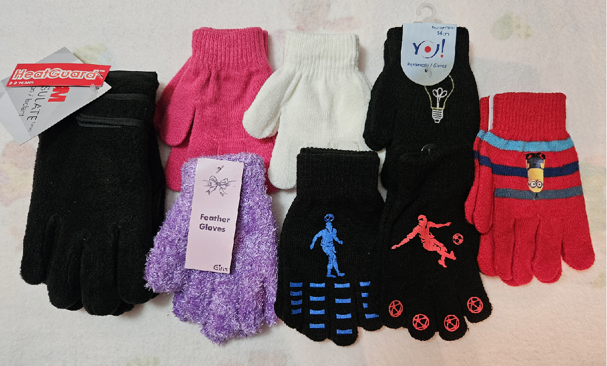 Kids Winter Gloves Assorted Joblot for Resale 51pc