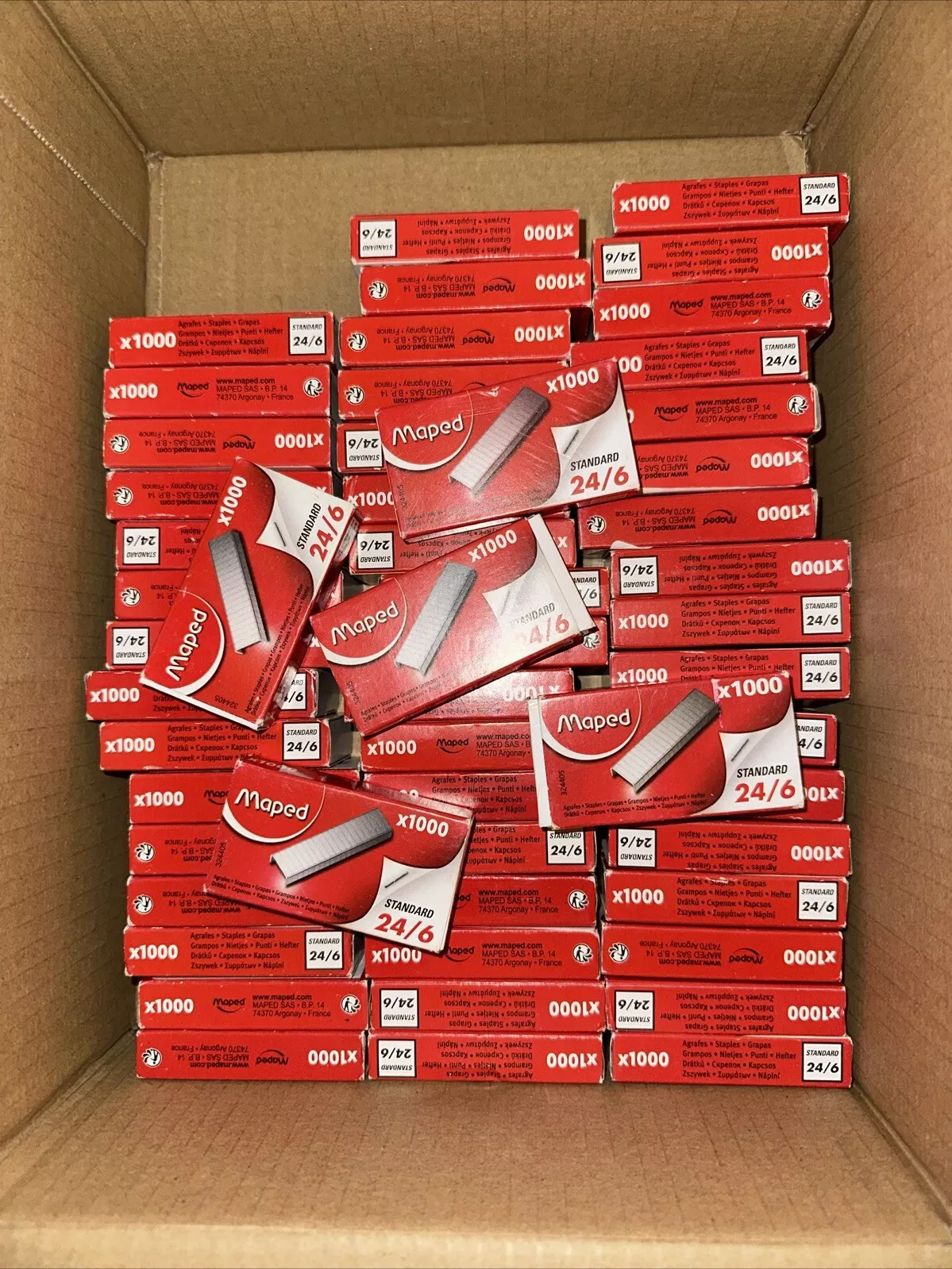 3200 Qty of Maped Staples lot 24/6 each 1000, 3200×1000 