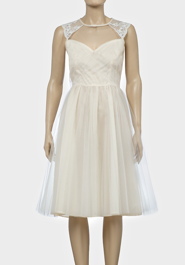 Elise Ryan Sleeveless Tulle Evening Dress