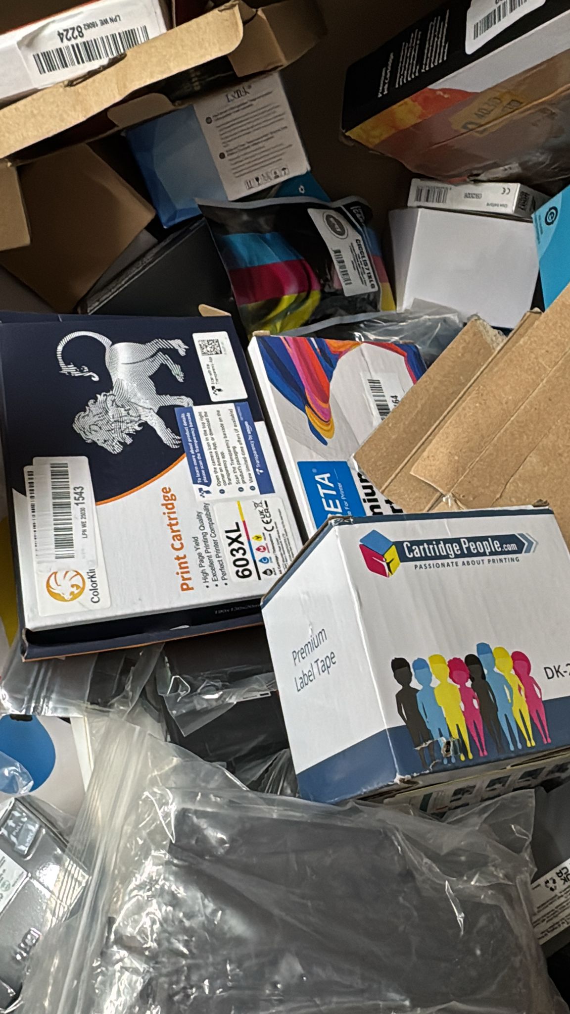 JOBLOT of 300x Ink Cartridges