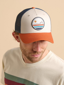One Off Job Lot of 11 Brakeburn Men’s Mountain Trucker Caps