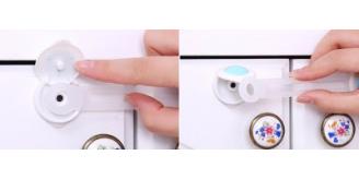 Wholesale job 95 packs of child and baby safety locks/straps, 2 pieces per pack.