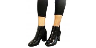 50 Pairs Of Ladies Chelsea Ankle Block Boots Top Brand  RRP £1750