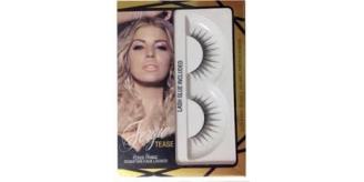 Wet n Wild Fergie Fringe Signature Faux Eye Lashes (“LASH GLUE INCLUDED - MIGHT NOT BE WORKING)”