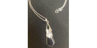 Necklace - Silver black enamel & mother-of-pearl pendant - 18" rolo -  Joblot 21