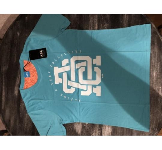 Brand new 870 T-Shirts 120 Hoddies and sweaters