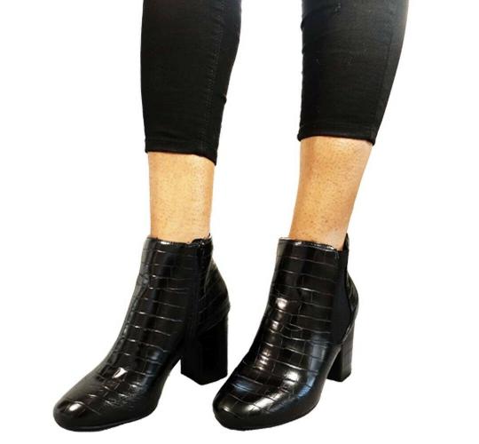 50 Pairs Of Ladies Chelsea Ankle Block Boots Top Brand  RRP £1750