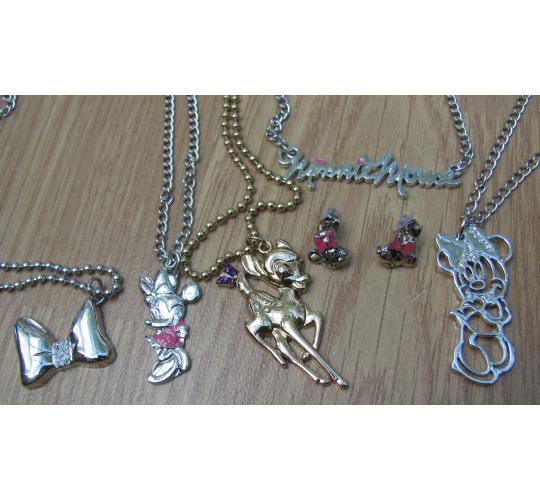 60 items of genuine Disney jewellery. Pendants and earrings. Minnie mouse Bambi.