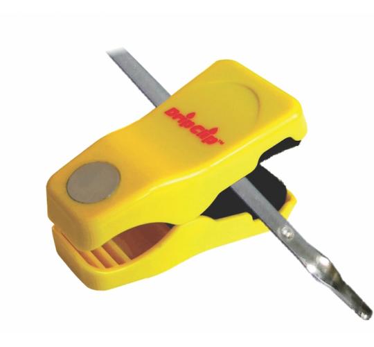 DIP STICK WIPER WITH MAGNET