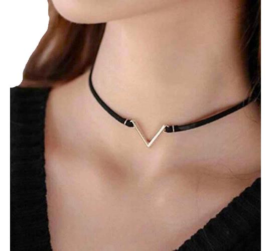 One Off Joblot of 25 Mixed Silver & Gold V Pendant Fashion Choker Necklaces