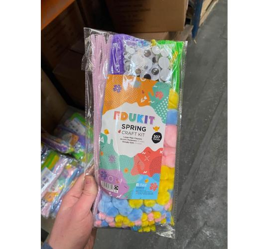 Easter Spring Craft theme kit 307pc, pipe cleaners, pom-poms and Google eyes