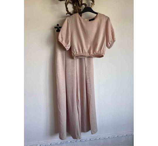 Womens clothing