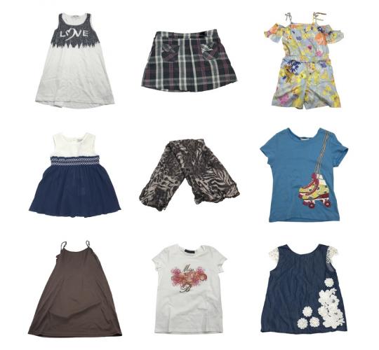 One Off Joblot of 15 Women & Girl's Branded & De-branded Mixed Clothing