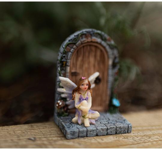 Mini Purple Fairy Door Garden Ornament x 24