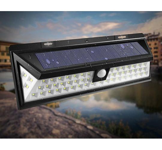 66 LED Solar Floodlight x 16