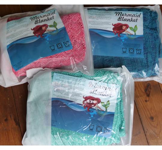 32 x Knitted Mermaid blankets in 3 colours