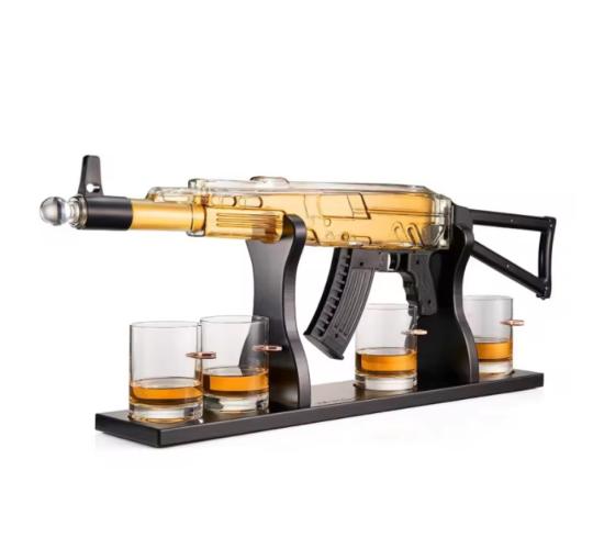 710ml Rifle Whiskey Decanters with 4x Bullet engraved glasses and stand