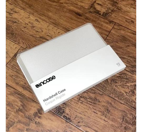 1000 x Job Lot Wholesale Incase Hard Shell Case for MacBook Pro 13” (2008-2012)