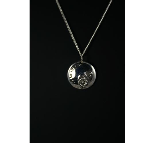 Necklace - Sterling Silver round "Remember" pendant - Joblot 11