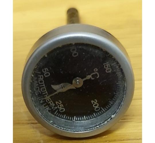 DIAL THERMOMETER