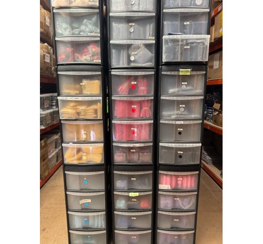 Wholesale Joblot of Organza Gift Bags – Assorted Sizes & Colours – Over 180,000 Bags