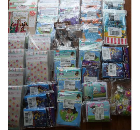 205 Items of Amscan Children’s Party supplies RRP £1031.13
