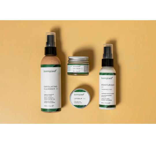 SURPLUS TOP SELLING, TOP RATED, Skincare giftset, helps with dry, oily, acne-prone skin or combination.