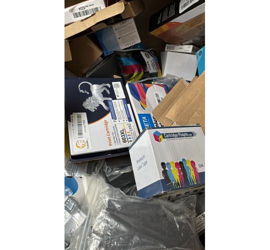 JOBLOT of 300x Ink Cartridges