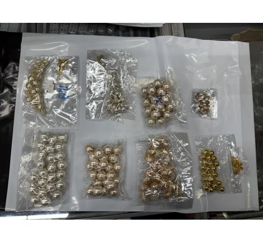 12,000 Pairs Assorted Pearl Earrings