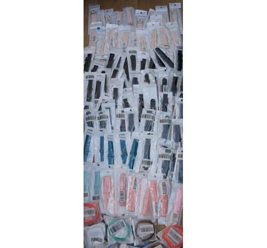 220 Watch Straps for watches and smart watches RRP £2137.80