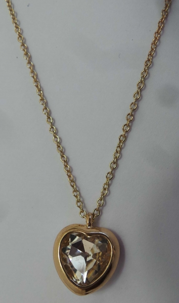 Wholesale Joblot of 20 DesignSix Heart Victor gold Necklaces 1552