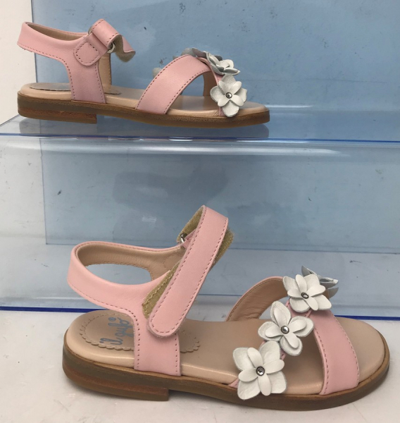 Girls pink sandals