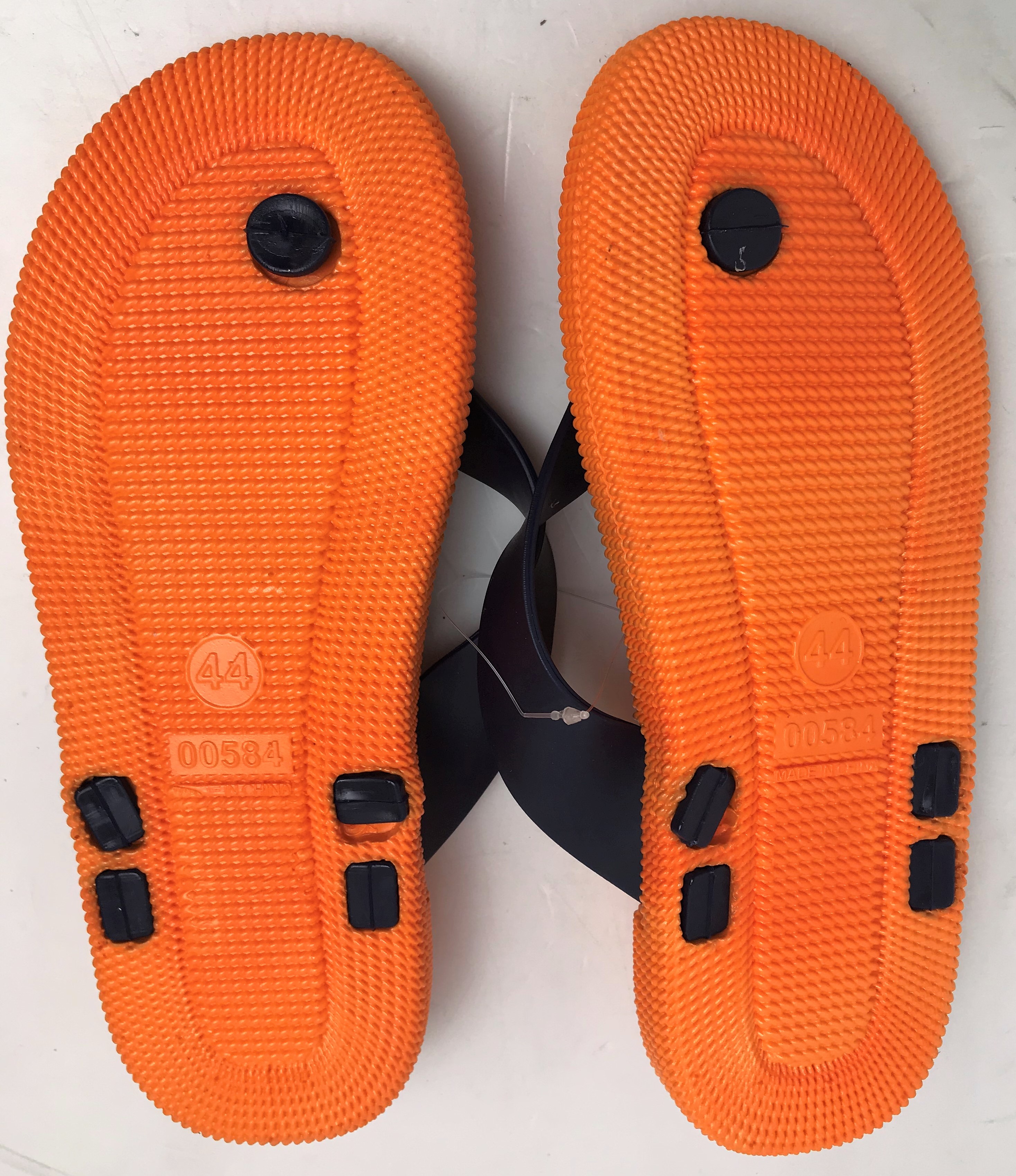 Joblot of 30 Mens Orange & Black Uanmi Summer Flip Flops Sizes 41-45